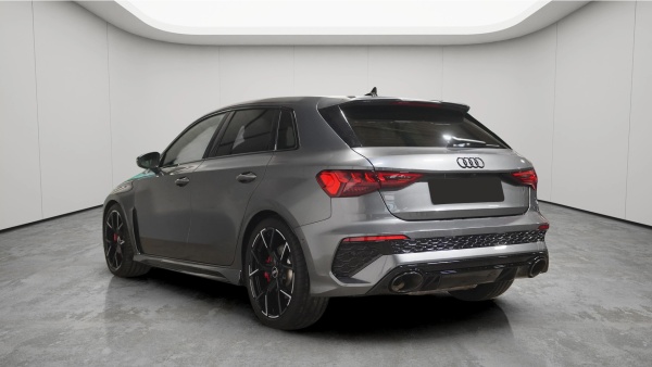 Audi RS3-0
